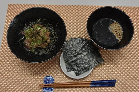 クロダイ丸ごと丼に　岡山県漁連がメニュー考案　「うまい地魚」復権へ　コンテスト出品、普及図る