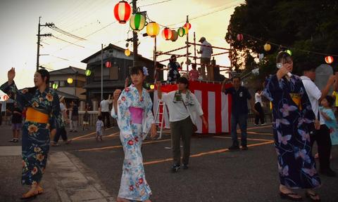 牛窓伝統の盆踊り今年も　復活２年目「えいと」